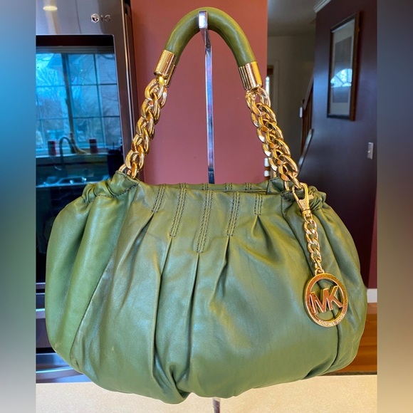 MICHAEL MICHAEL KORS Erin Handbag & Shoulder Bag, EUC - Picture 1 of 10